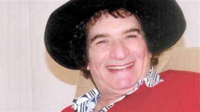 من القواقع الى الضفادع رحلة طعام شيقة للفنان محيى اسماعيل 