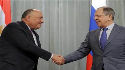 شكري ولافروف يبحثان هاتفيا العلاقات الثنائية والملفات الإقليمية