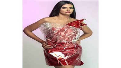 «لفة جاتوه».. مروة الأزلي تبرز أنوثتها بإطلالة مثيرة احتفالًا بـ«الكريسماس»