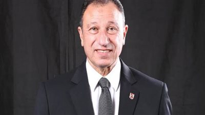 الخطيب يطير إلى الإمارات لاستلام جائزة «الأهلي نادي القرن الإفريقي والأكثر تتويجًا في الشرق الأوسط»