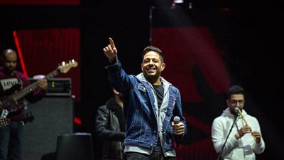 حماقي يكشف كواليس حفله الناجح بالكريسماس في دبي  