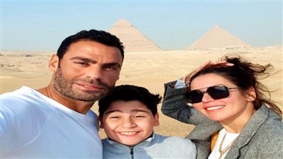  برفقة «أوسة».. لقاء الخميسي تبهر متابعيها أمام الأهرامات