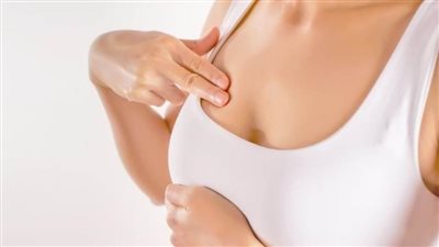 6 معلومات خاطئة عن سرطان الثدي.. إنفوجراف