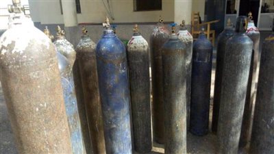 ضبط مسئول شركة صناعية قام بتجميع أسطوانات أكسجين لبيعها فى السوق السوداء 