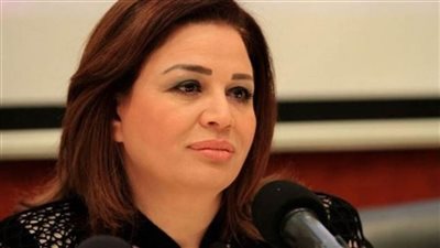 الهام شاهين تنعى صفوت الشريف :