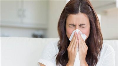 كيف تتحدث مع الآخرين أثناء العزل المنزلي.. إنفوجراف