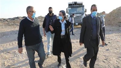 وزيرة البيئة تتفقد مواقع التخلص الآمن من المخلفات بالقاهرة