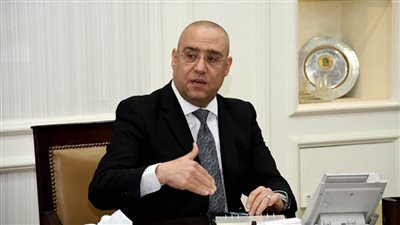 الإسكان: مدينة 6 أكتوبر شهدت طفرة في تطوير الطرق والمحاور الرئيسية