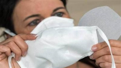 فوائد ارتداء أكثر من كمامة للوقاية من «كورونا»