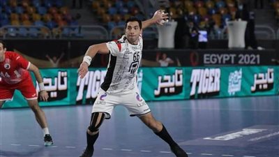 الأحمر «رجل» مباراة مصر والاتحاد الروسي بمونديال اليد