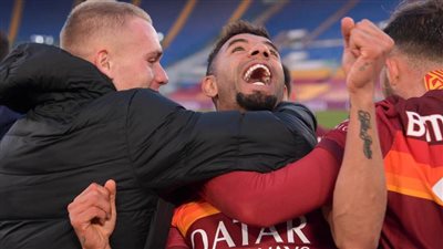 «مباراة ماراثونية».. روما يفوز على سبيزيا (4_3) في الدوري الإيطالي