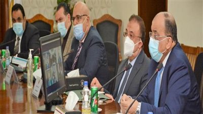 وزيرا التنمية المحلية والإسكان يستعرضان الإجراءات الخاصة بإصدار تراخيص البناء