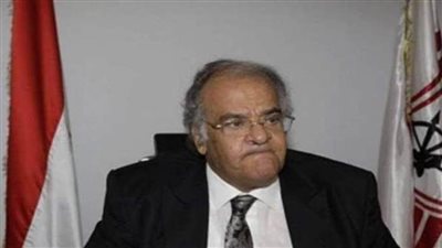 إصابة رئيس الزمالك الأسبق وعائلته بفيروس كورونا 