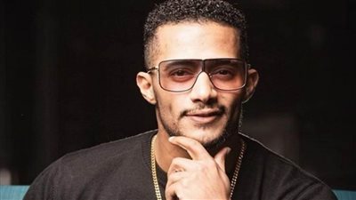 بـ«الجلباب».. محمد رمضان يشارك جمهوره كواليس تصوير مسلسله «موسى» (صورة)