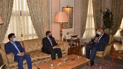 بالصور | وزير الخارجية يؤكد على موقف مصر من دعم اليمن ومساعيه لتحقيق الاستقرار 