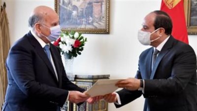 الخارجية العراقية: فؤاد حسين يسلم رسالة للرئيس السيسي من الرئيس العراقى