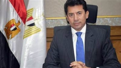 وزير الشباب يلتقي الفائزين في الإنتخابات الاليكترونية لبرلمان شباب مصرغداً 