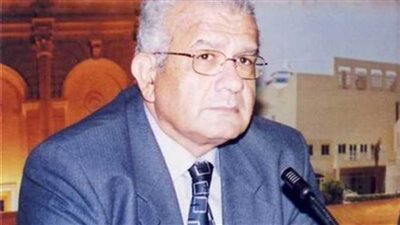 إشادات واسعة بقرار إخلاء سبيل الدكتور حازم حسنى 