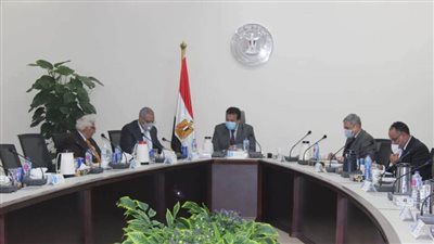 د خالد عبد الغفار يوجه بتذليل كافة العقبات التي تواجه الباحثين وتوفير الإمكانيات لهم