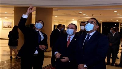 بالصور | لمتابعة جهود التحول الرقمي.. رئيس الوزراء يزور مقر النائب العام