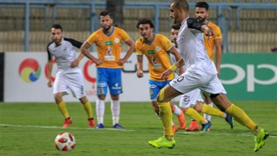 التعادل السلبي يحسم الشوط الأول بين الإسماعيلي ودجلة في الدوري