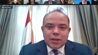  رئيس البورصة: 65 %من الشركات المقيدة لديها امرأة واحدة على الأقل في مجلس الإدارة وجهود لزيادتها 