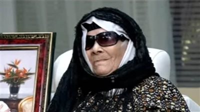 وفاة الحاجة زينب المتبرعة بقراطها الذهبي لصندوق تحيا مصر