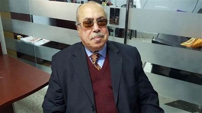 وفاة الكاتب الصحفي عباس الطرابيلي متأثرًا بفيروس كورونا