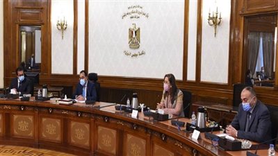 بالصور | رئيس الوزراء يستعرض الخطة الاستثمارية لوزارة التعليم العالي