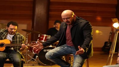 محمود العسيلي يطرح كليب 