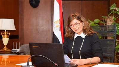 نبيلة مكرم: مصر ليست دولة مُصدرة للهجرة فقط بل مهجر أيضا