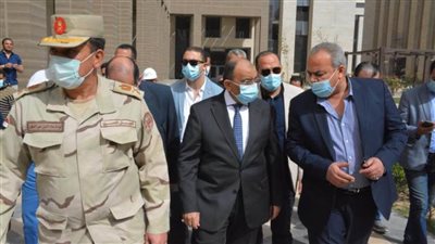 بالصور.. وزير التنمية المحلية يتفقد مبنى الوزارة بالحى الحكومي في العاصمة الإدارية الجديدة