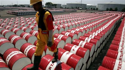 معهد البترول الأمريكي: زيادة مخزونات النفط الخام وانخفاضًا في البنزين 