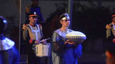 مجلة فرنسية: نقل المومياوات مشهدًا فرعونيًا مبهرًا في شوارع القاهرة