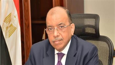 وزير التنمية المحلية يصدر قرار إيقاف لرئيس حي 15 مايو عن العمل ..لهذا السبب 