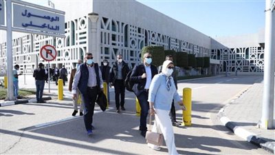 وزيرة الصحة تصل الأقصر لمتابعة سير العمل بمستشفيات العزل والصدر والحميات