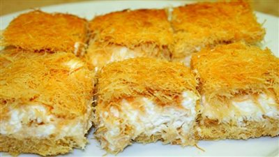 أسهل طريقة لعمل الكنافة بالقشطة في المنزل 