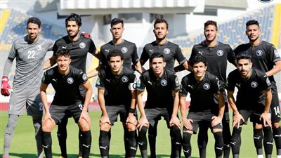 بيراميدز يتأخر بهدفين على أرضه أمام الرجاء المغربي في الشوط الأول