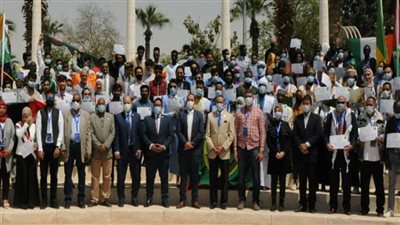 بالصور | لرفع الوعي بمخاطر التدخين والإدمان.. دمج قضية المخدرات بالمناهج الدراسية