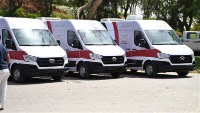 بالصور | التخطيط: مراكز الخدمات التكنولوجية المتنقلة تقدم 140 خدمة للمحليات