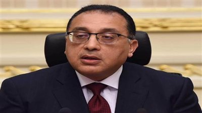 رئيس الوزراء يهنئ البابا تواضروس الثاني بعيد القيامة المجيد