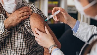 الصحة تُعلن مواعيد تلقي لقاح كورونا خلال عطلة