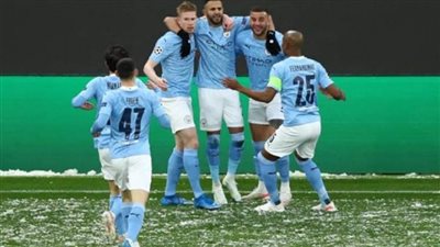 الشوط الأول.. رياض محرز يتقدم لمانشستر سيتي على حساب باريس سان جيرمان