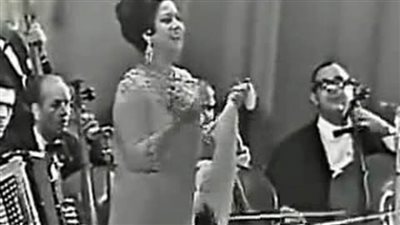 هاني مهنا يكشف حقيقة تدخين أم كلثوم لـ