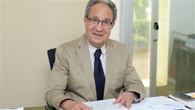 جامعة مصر للعلوم والتكنولوجيا تنعى د.محمد العزازى رئيس الجامعة :