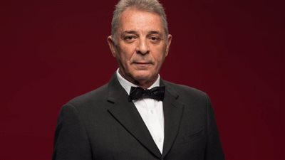 محمود حميدة متعاطفًا مع الفلسطينين: