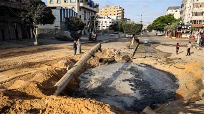 إسرائيل تواصل الغارات الجوية على غزة وتقصف خان يونس ومنازل قادة حماس