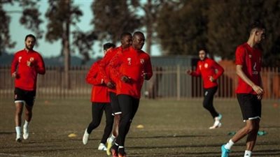 استعدادًا للسوبر الإفريقي.. الأهلي يخوض مرانه الأول في قطر اليوم