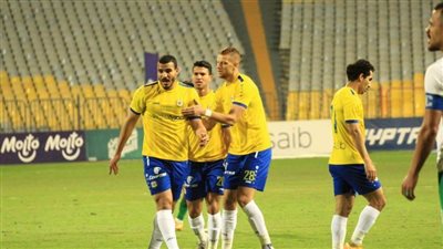 الإسماعيلي يكتفي بثنائية في شباك المقاصة بالشوط الأول 