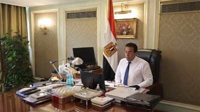 بالصور | وزيرا التعليم العالي والاتصالات يتابعان تنفيذ المشروعات المشتركة بين الوزارتين